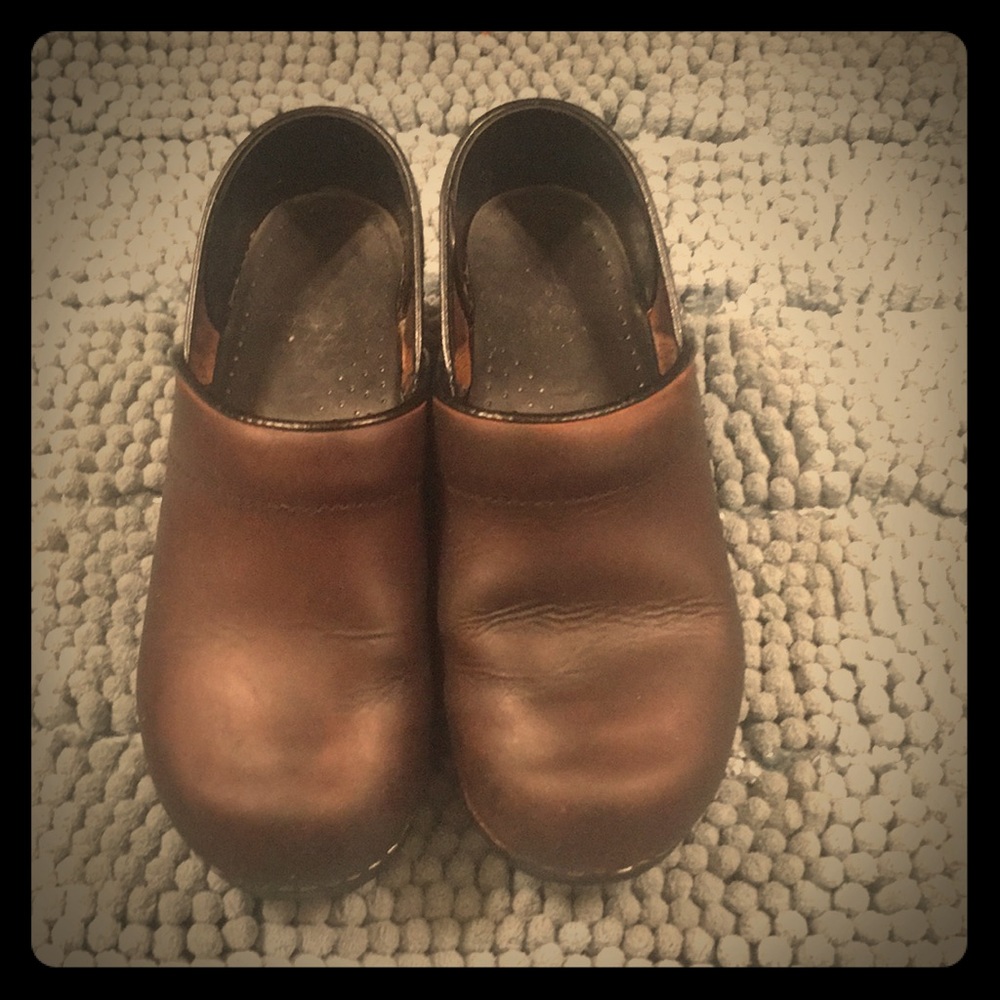 Sanita brown leather shoe